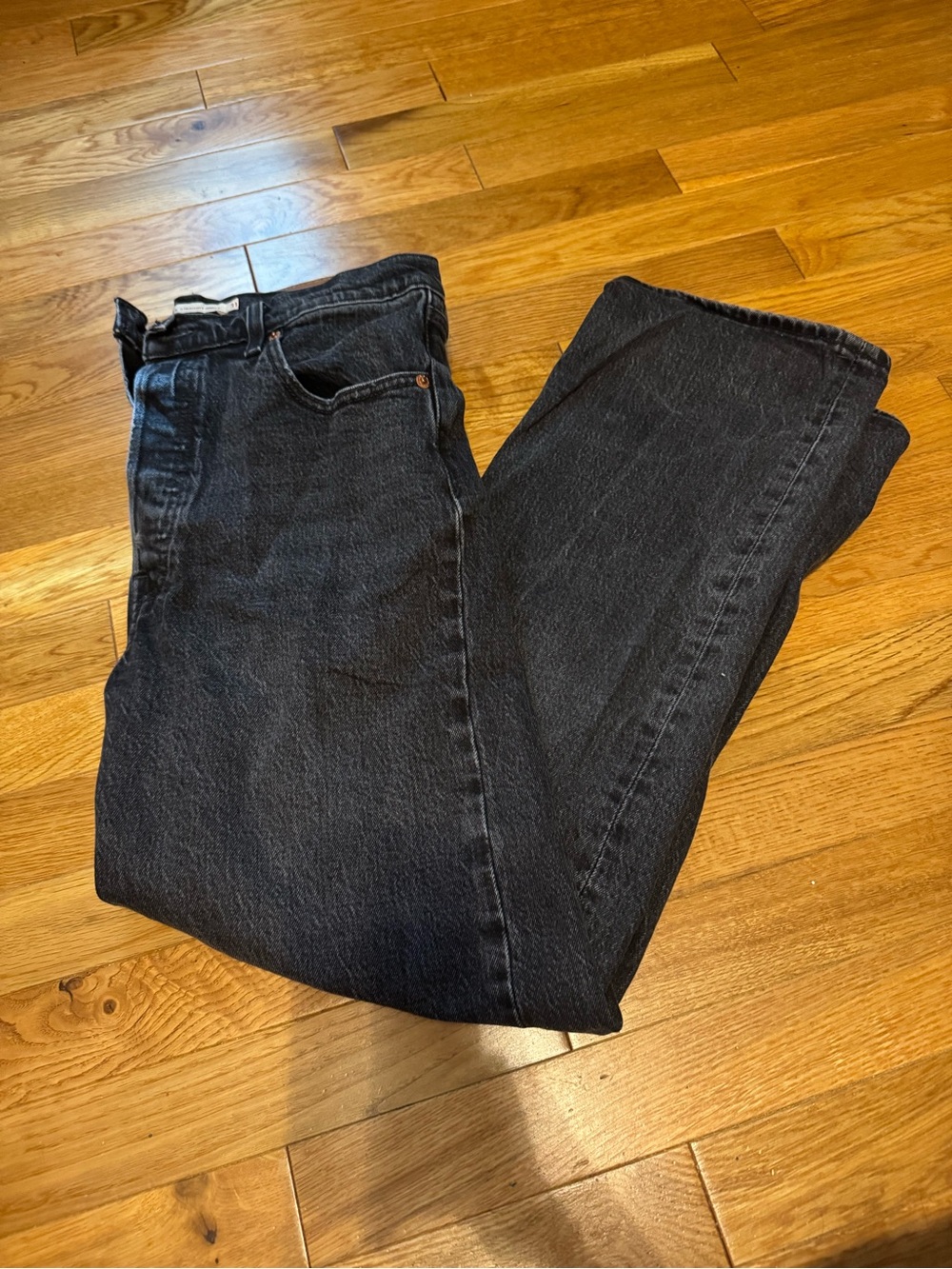 Levi's Women's Black Straight-Leg Jeans